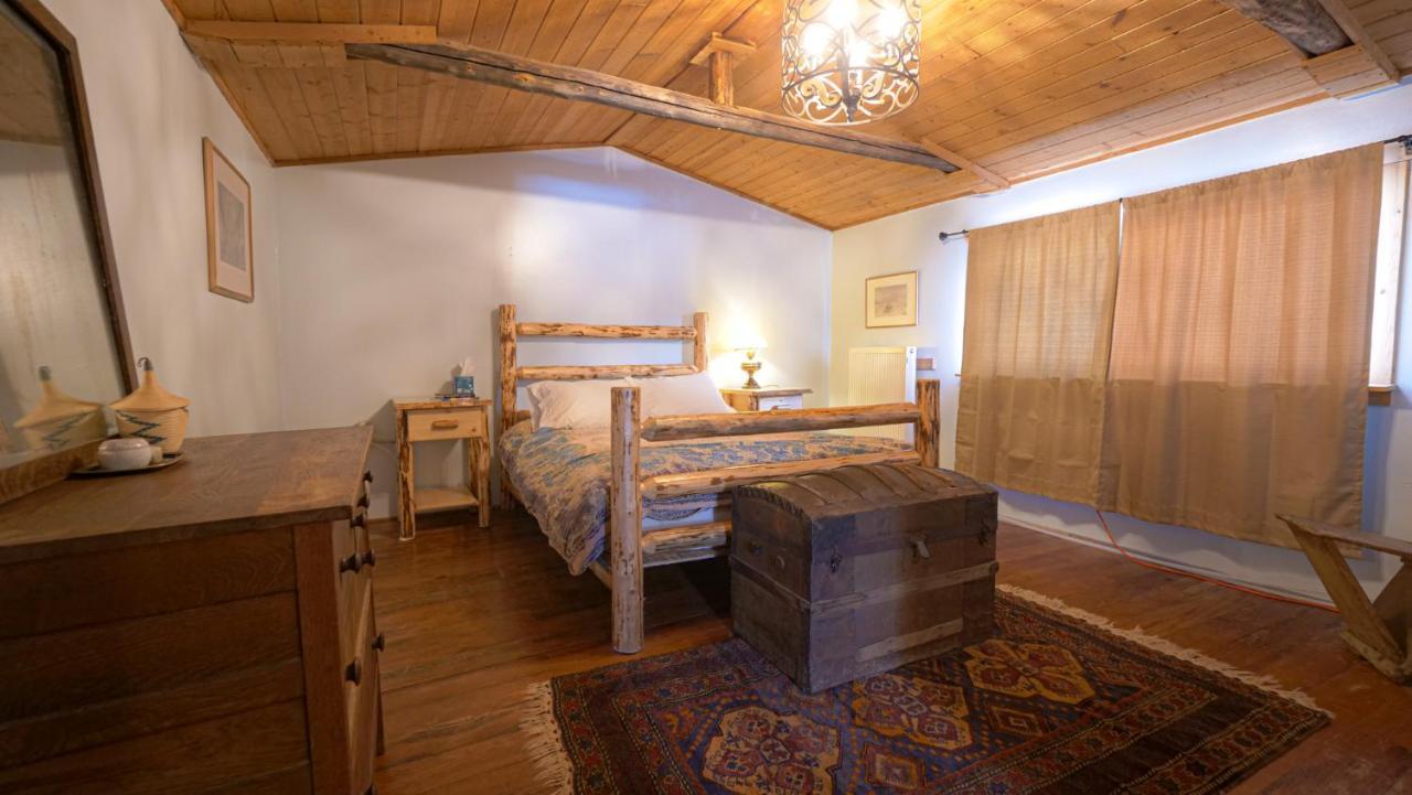Aubin Sky Lodging At The Yl Ranch Savery Kültér fotó
