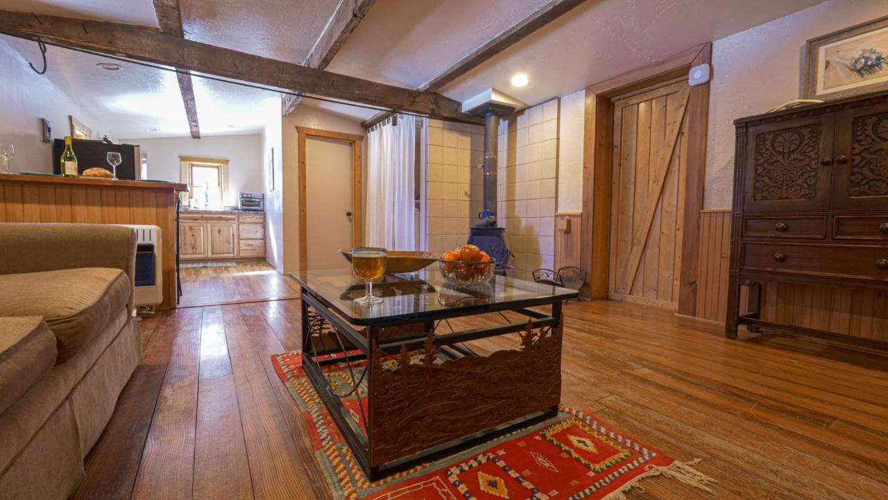 Aubin Sky Lodging At The Yl Ranch Savery Kültér fotó