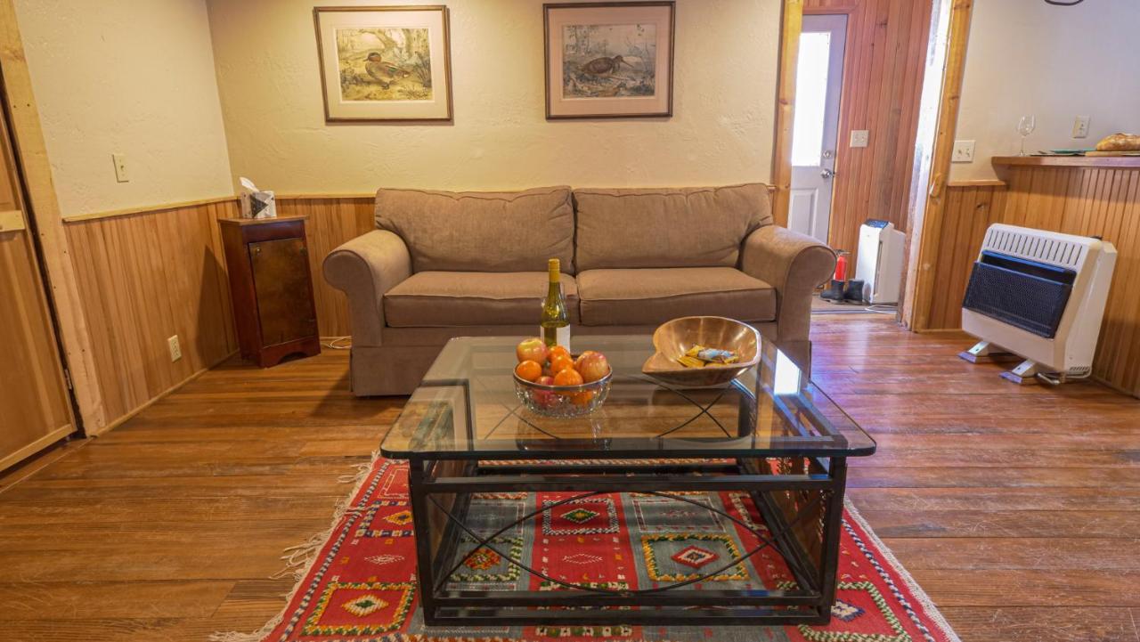 Aubin Sky Lodging At The Yl Ranch Savery Kültér fotó