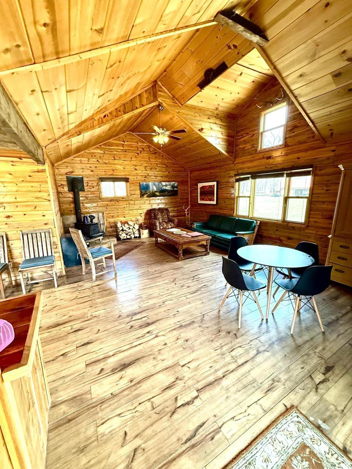 Aubin Sky Lodging At The Yl Ranch Savery Kültér fotó
